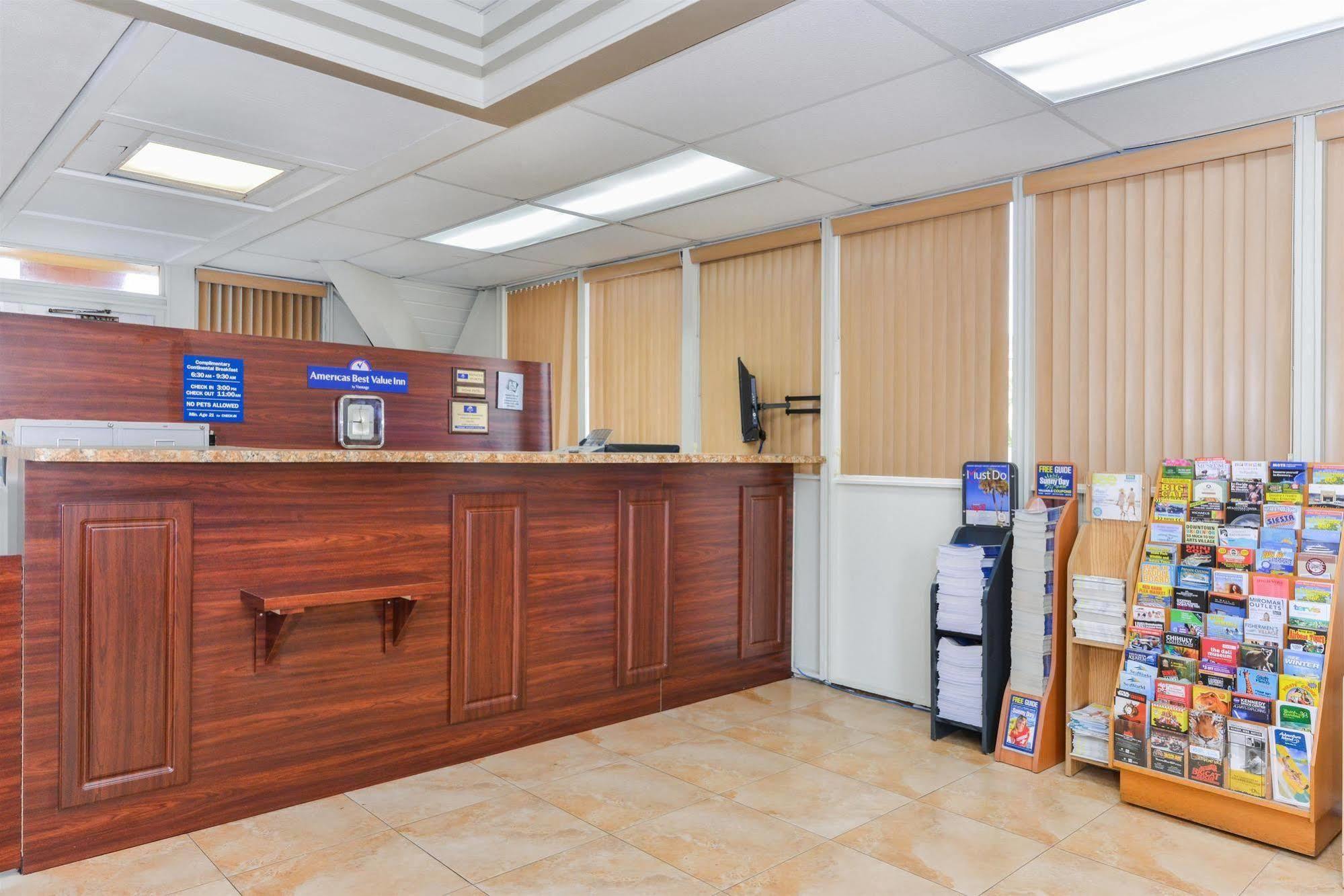 Americas Best Value Inn Sarasota megye Kültér fotó